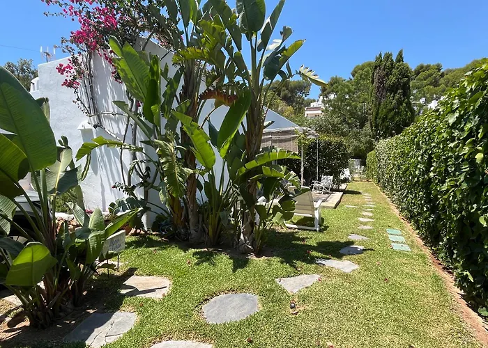 Habitación con jardín y terraza en el Tosalet